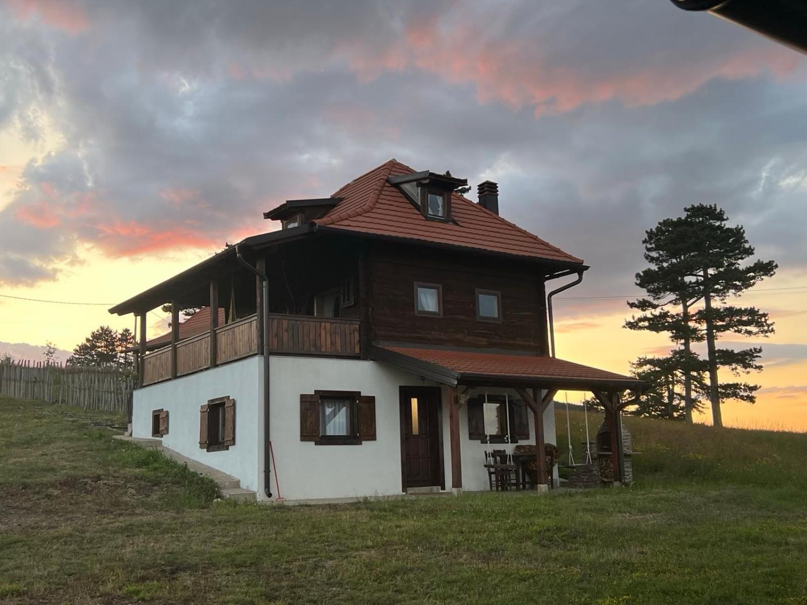 Zlatiborski Katuni Zlatibor